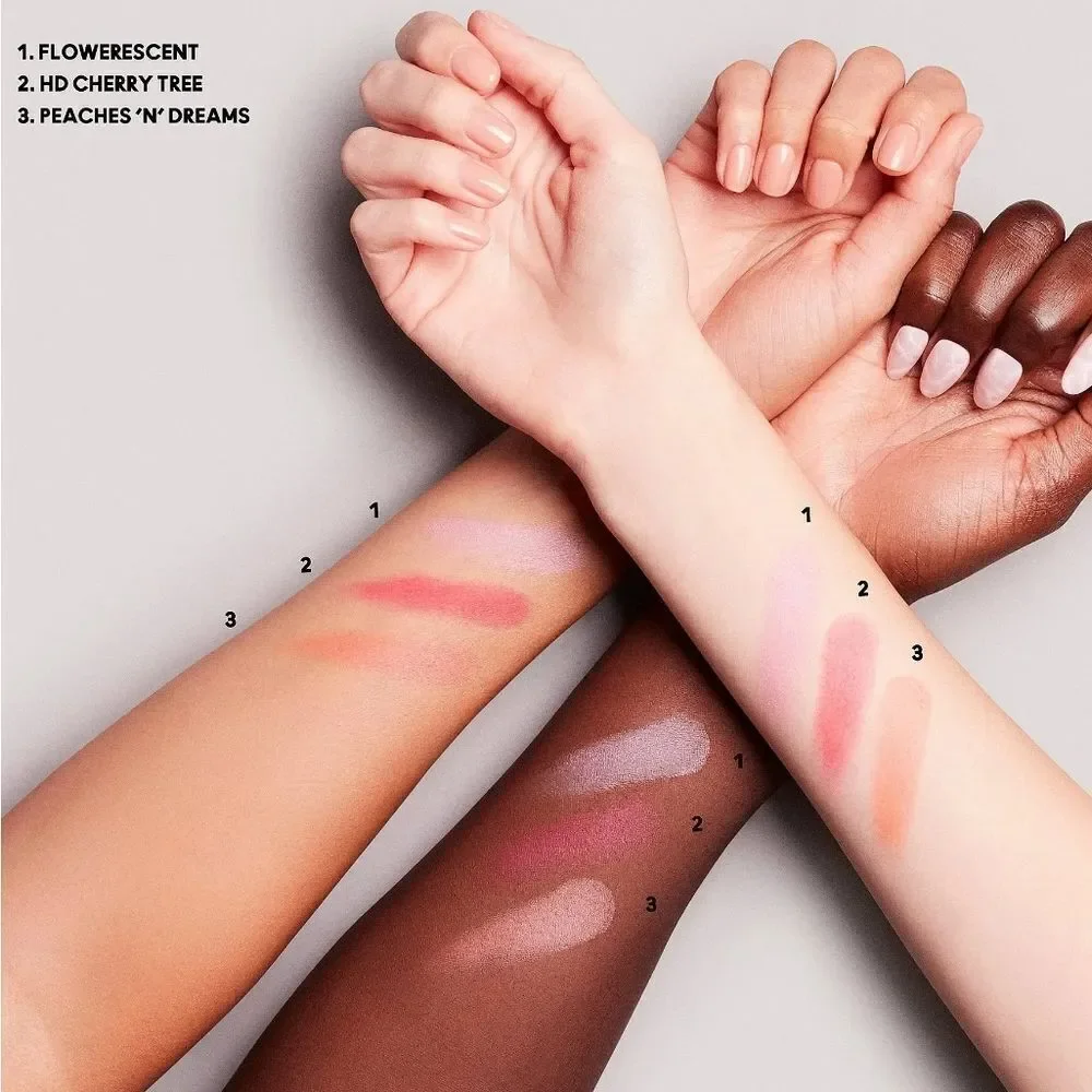 MAC Limited Edition HD Cherry Tree Glow Play Bouncy Blush (Sakura) Bright Pink